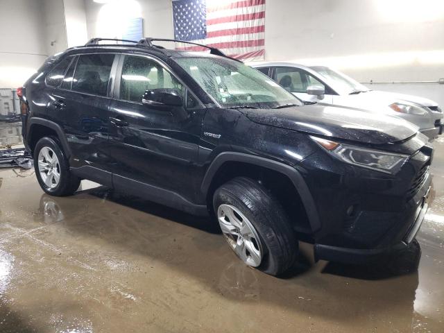 2019 TOYOTA RAV4 XLE - JTMRWRFV0KD007250