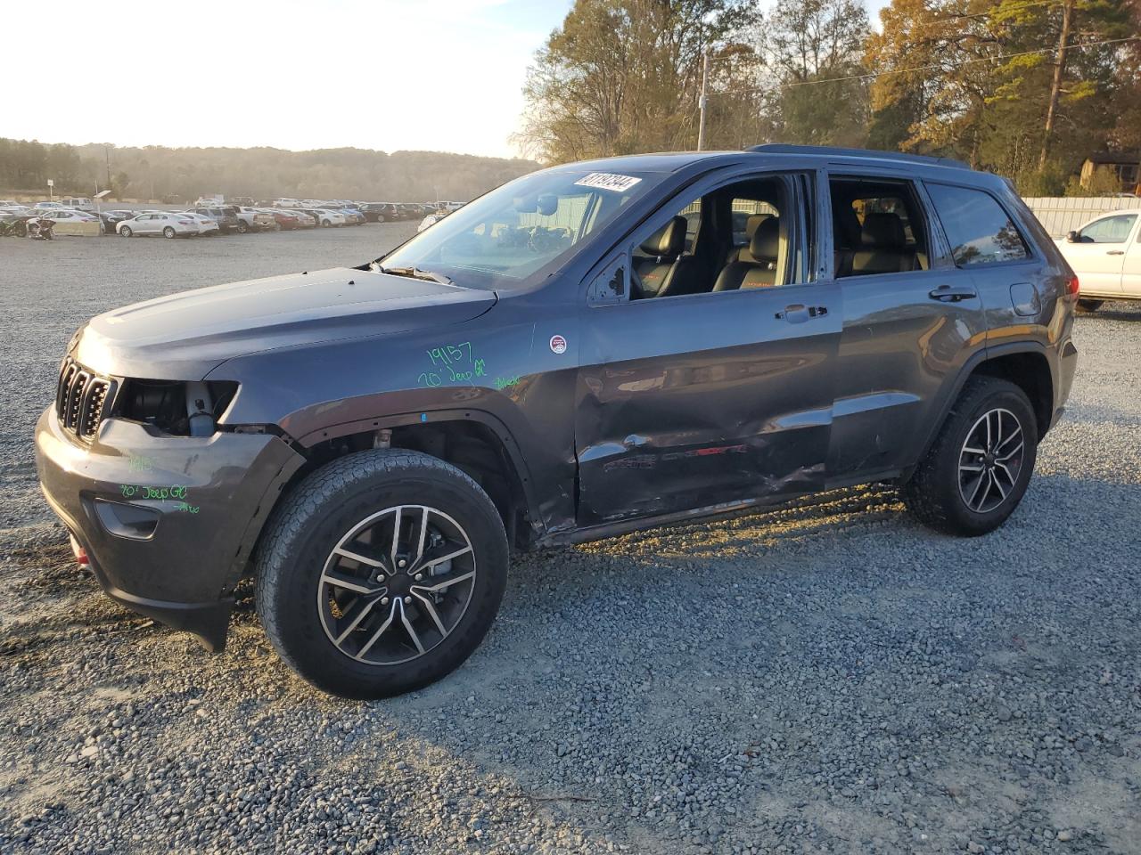  Salvage Jeep Grand Cherokee