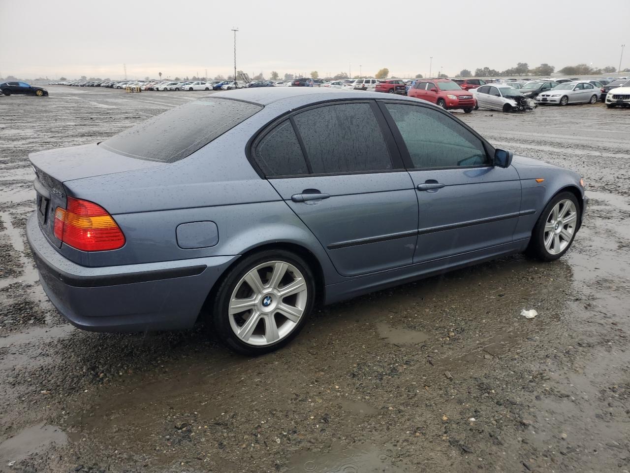 Lot #3004094851 2003 BMW 325 I