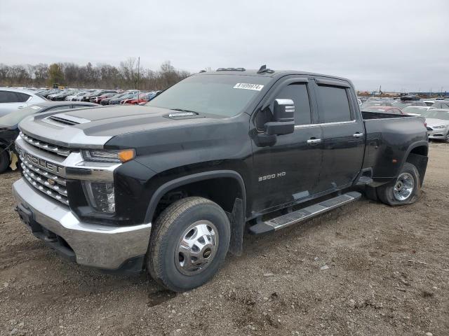 Global Auto Auctions: 2022 CHEVROLET 3500