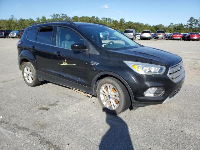 VIN 1FMCU0GD2HUB66059 2017 FORD ESCAPE no.4