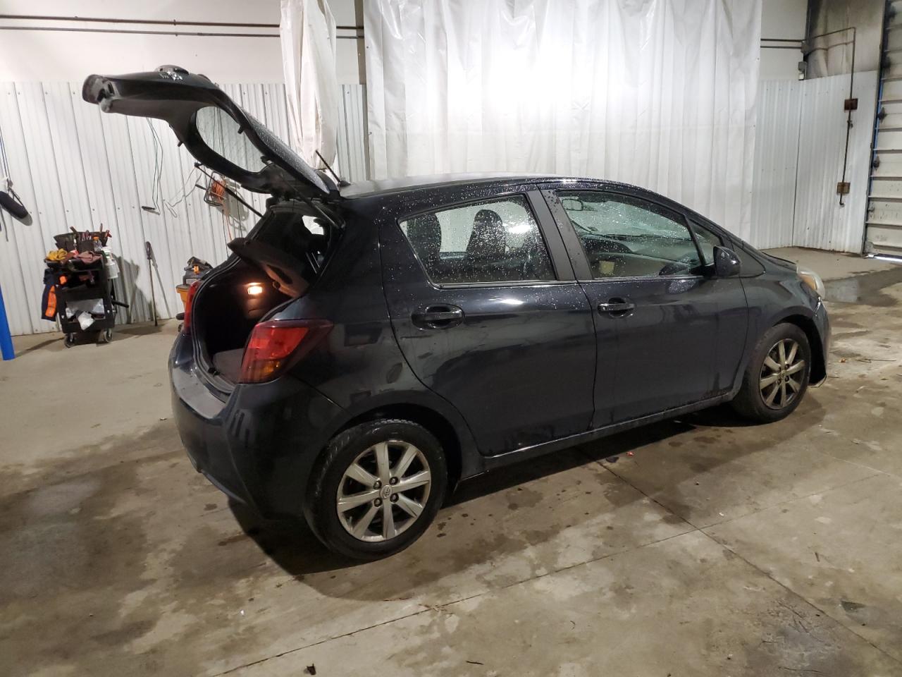 Lot #3009104238 2017 TOYOTA YARIS L