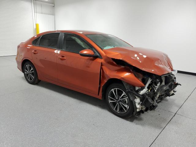 VIN 3KPF24AD7PE597663 2023 KIA FORTE no.4