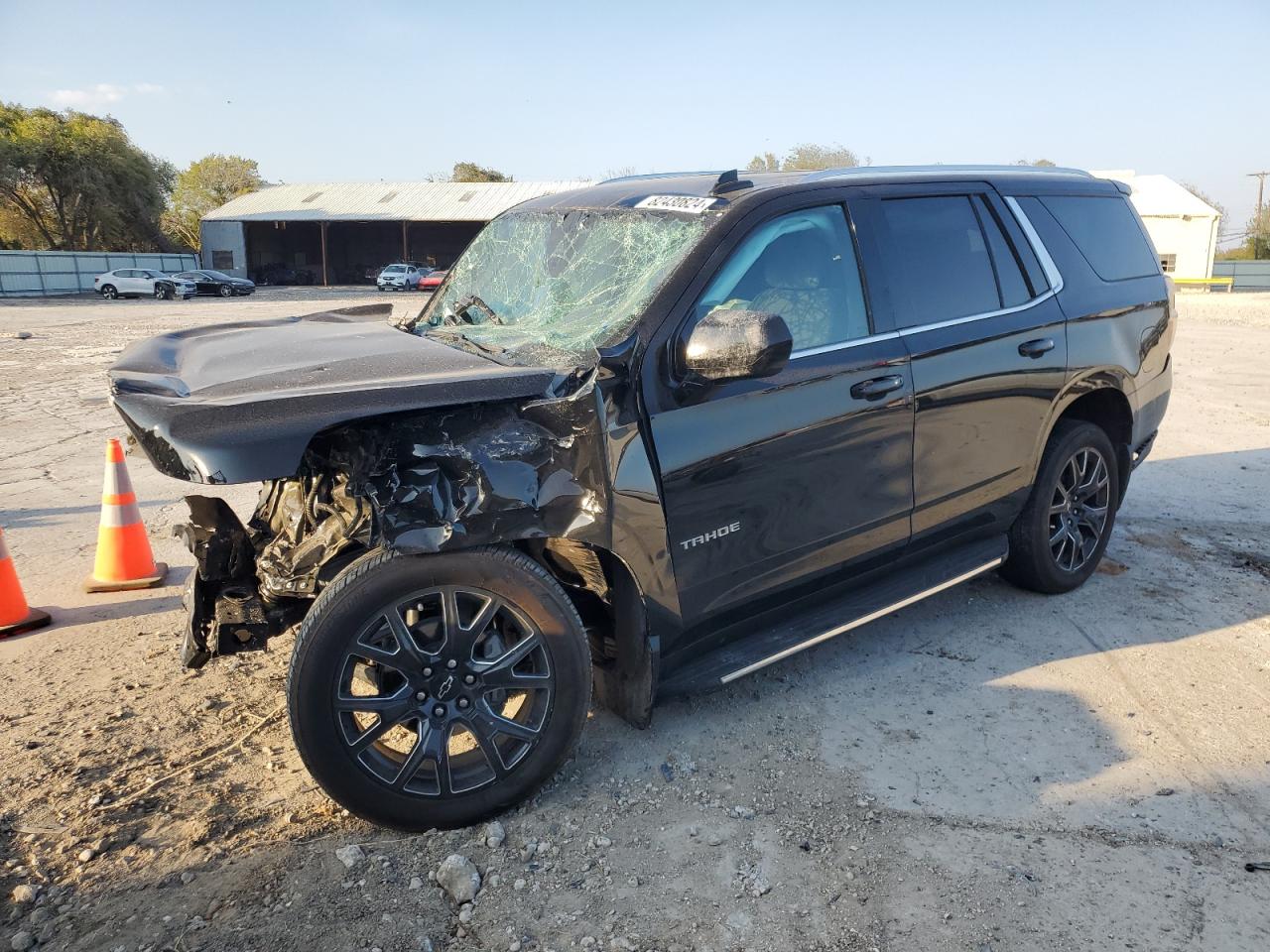 CHEVROLET TAHOE C1500 LS