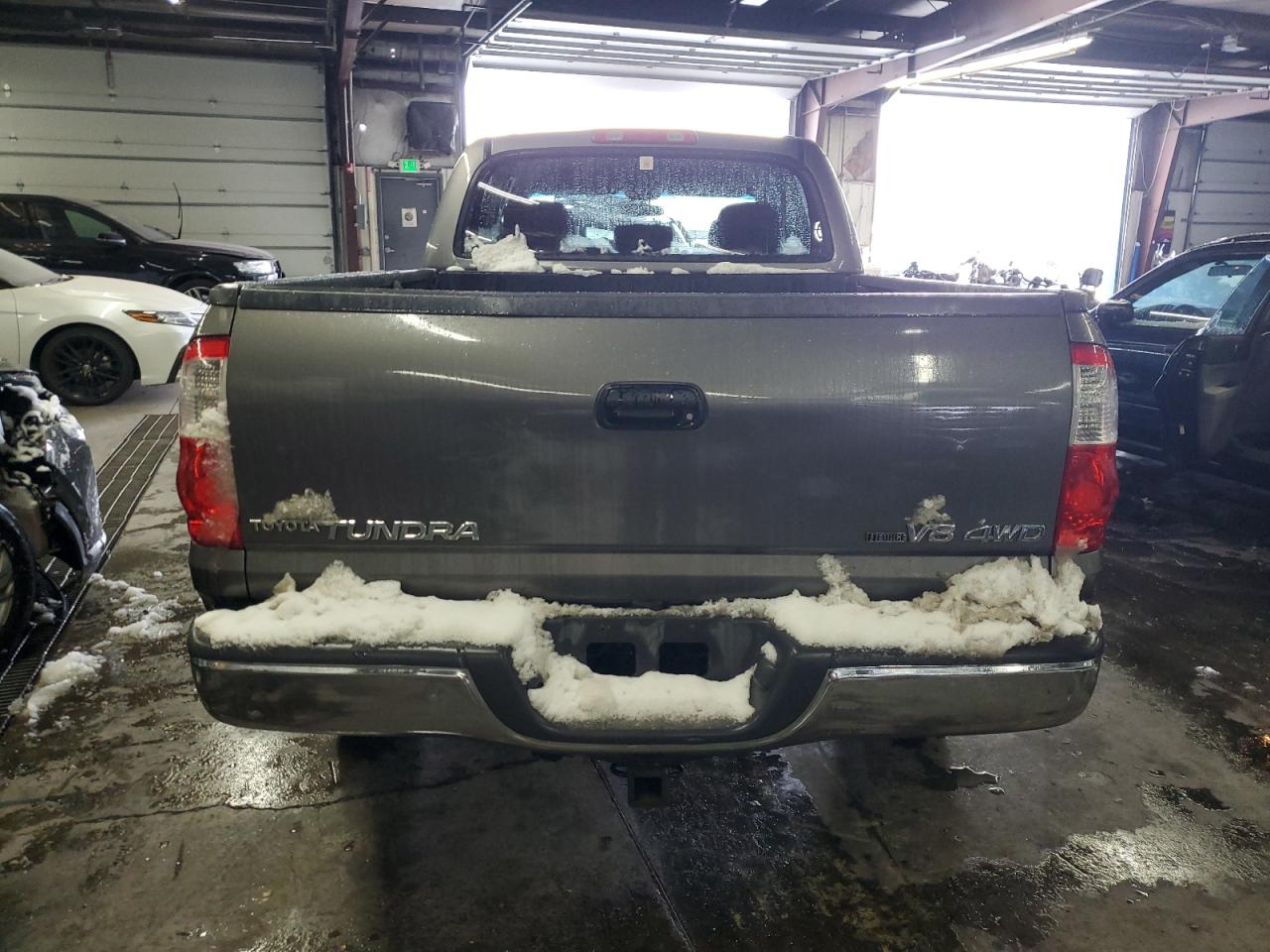 Lot #2970186327 2006 TOYOTA TUNDRA DOU