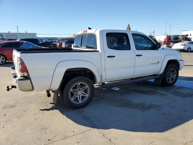 VIN 5TFJU4GN0EX057315 2014 Toyota Tacoma, Double Ca... no.3