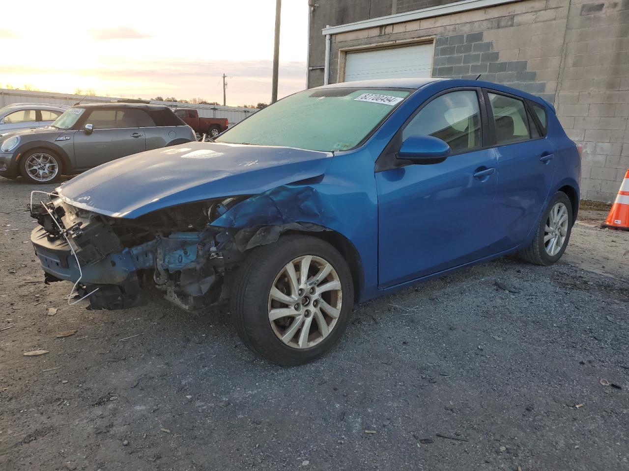  Salvage Mazda 3