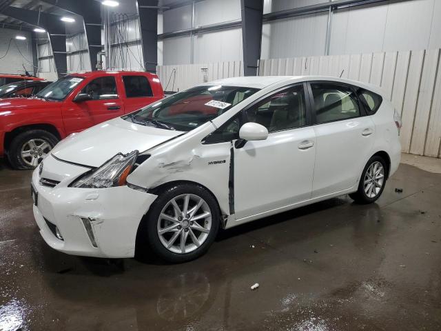 TOYOTA PRIUS V