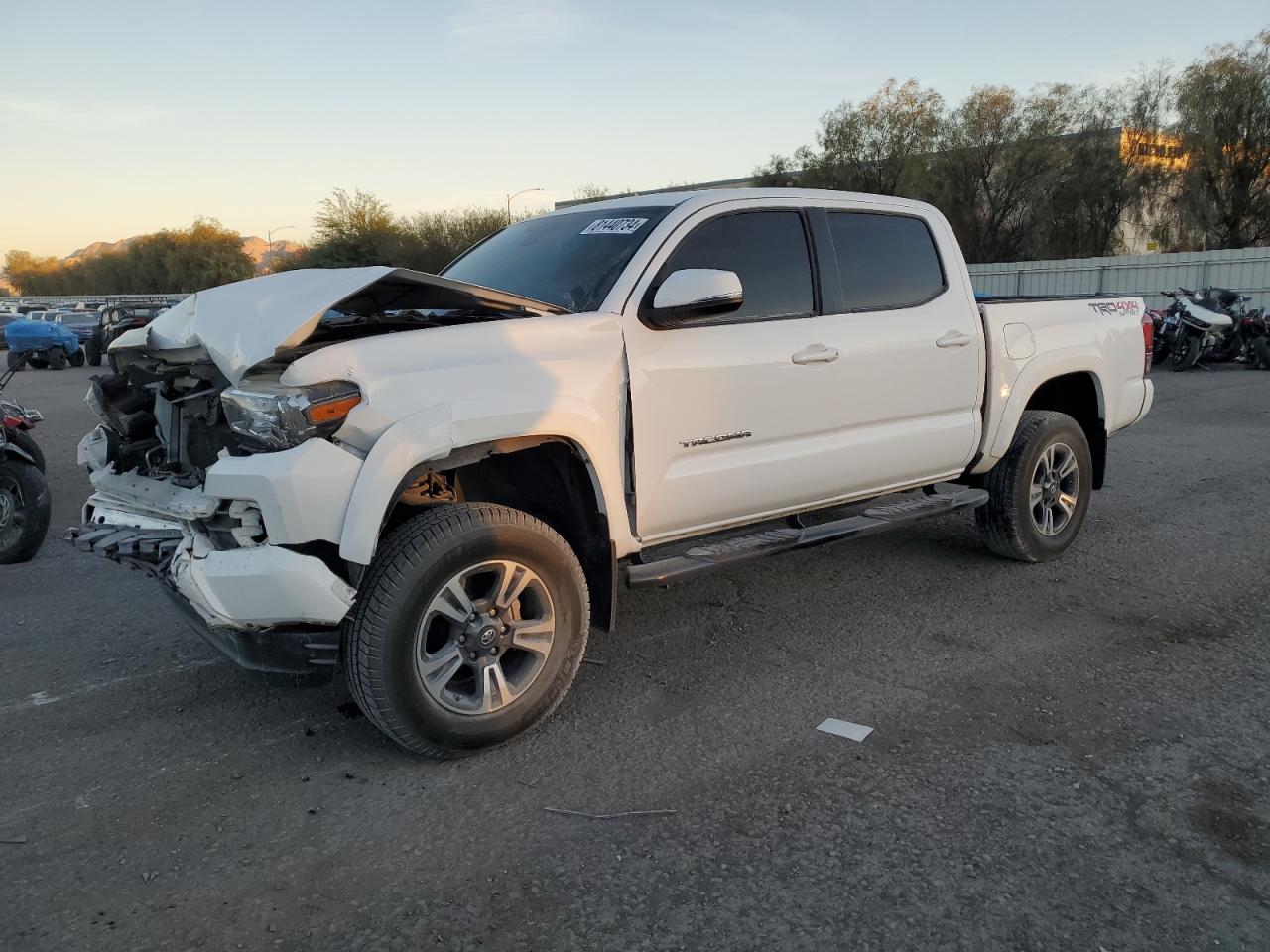  Salvage Toyota Tacoma