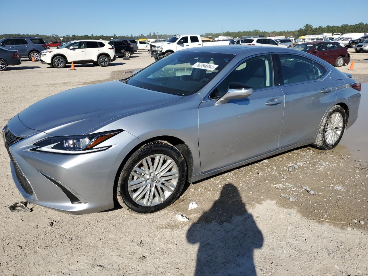 Lot #2996322373 2023 LEXUS ES 300H BA