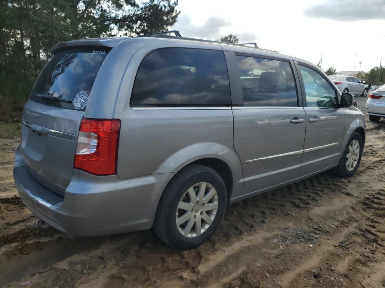 Lot #3033042992 2016 CHRYSLER TOWN & COU