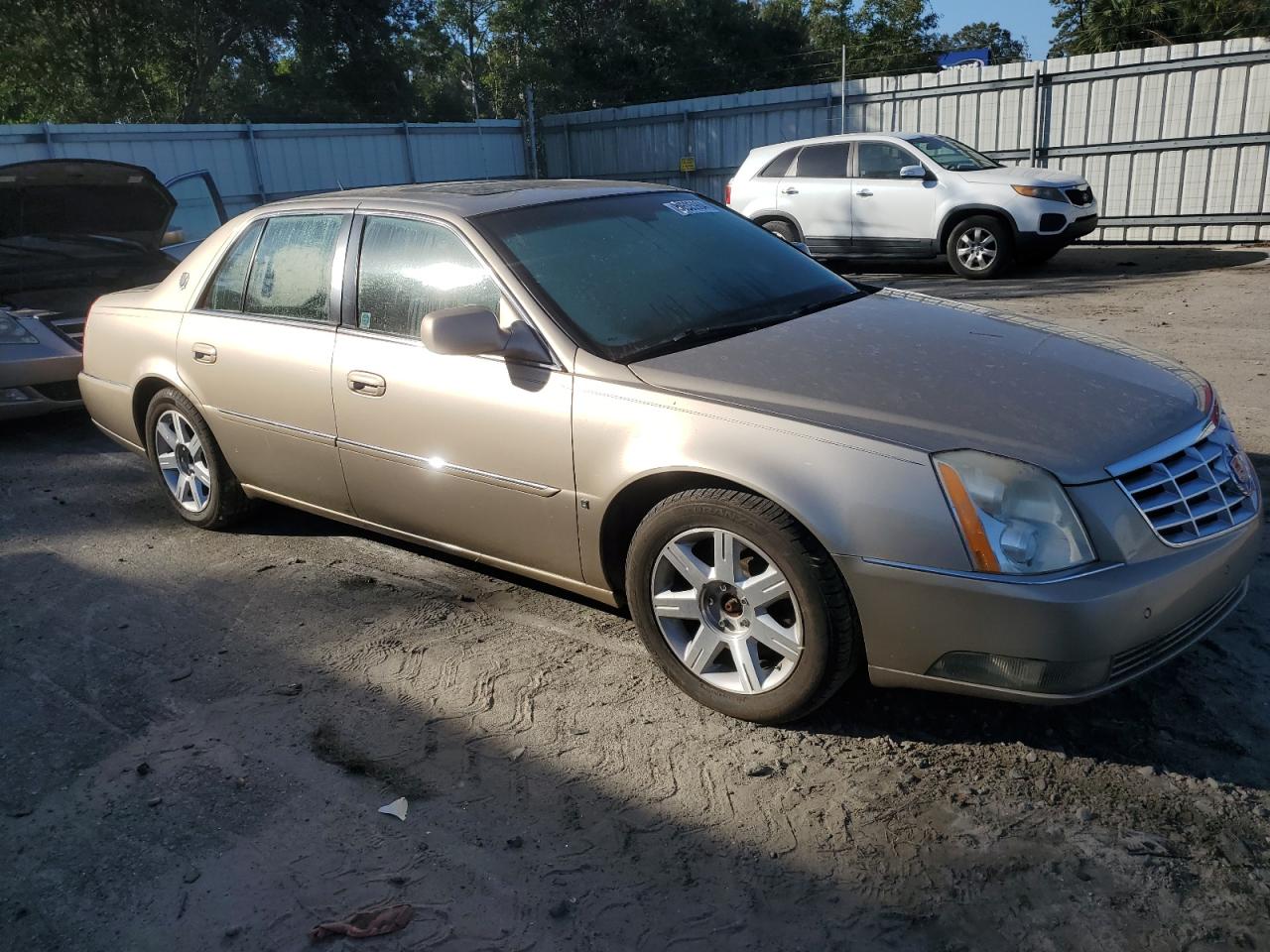 Lot #2976996698 2006 CADILLAC DTS