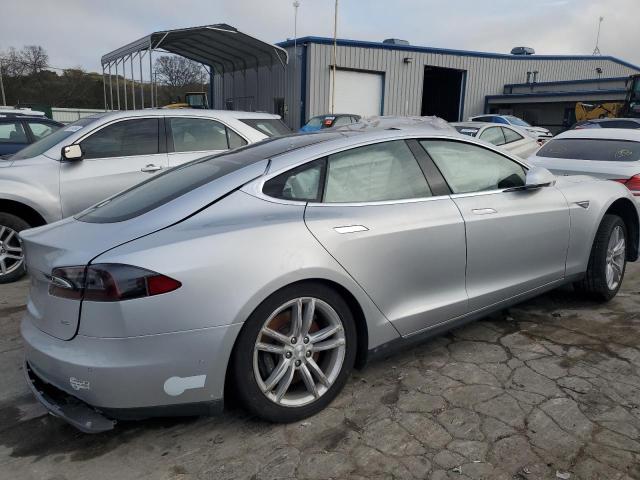 2015 TESLA MODEL S 85 5YJSA1H16FFP75910