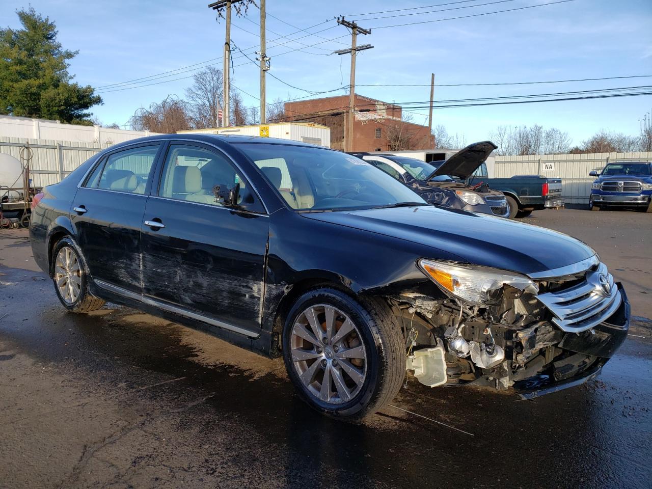 Lot #3030407495 2012 TOYOTA AVALON BAS