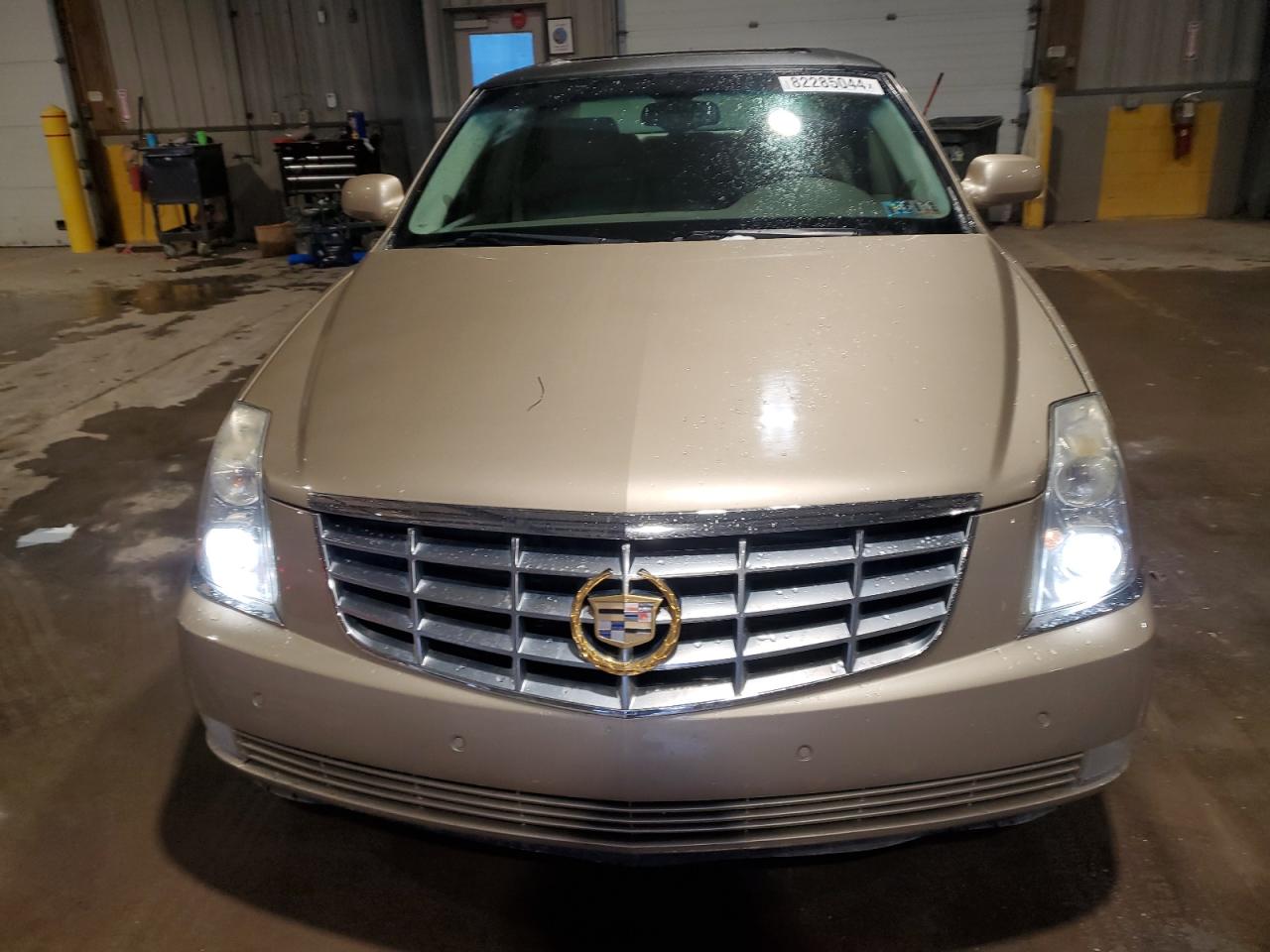 Lot #3003562182 2006 CADILLAC DTS