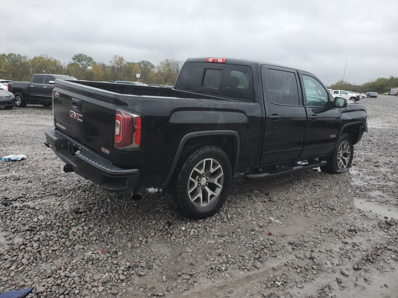 Lot #3023223245 2018 GMC SIERRA