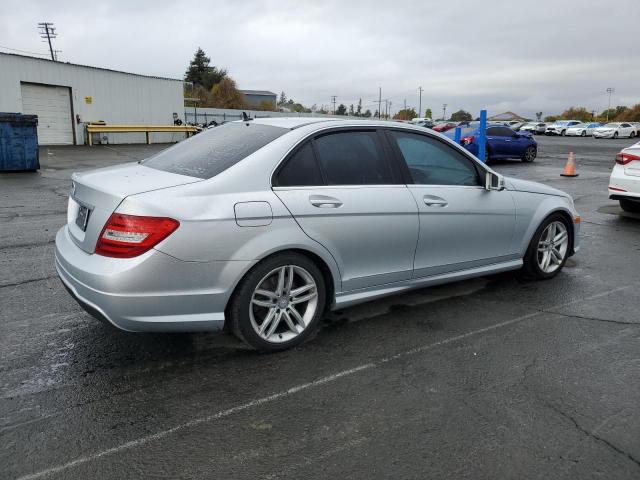 MERCEDES-BENZ C 250 2014 gray sedan 4d gas WDDGF4HB3EA915281 photo #4