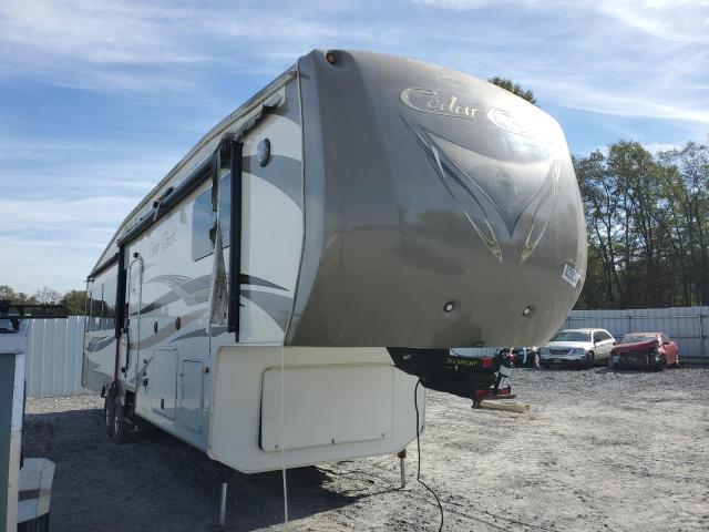 Global Auto Auctions: 2014 WILDWOOD CEDARCREEK