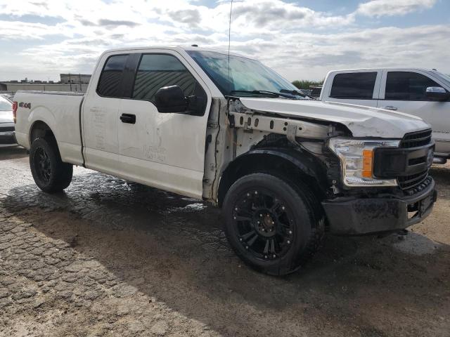 VIN 1FTFX1E5XJKE45335 2018 Ford F-150, Super Cab no.4