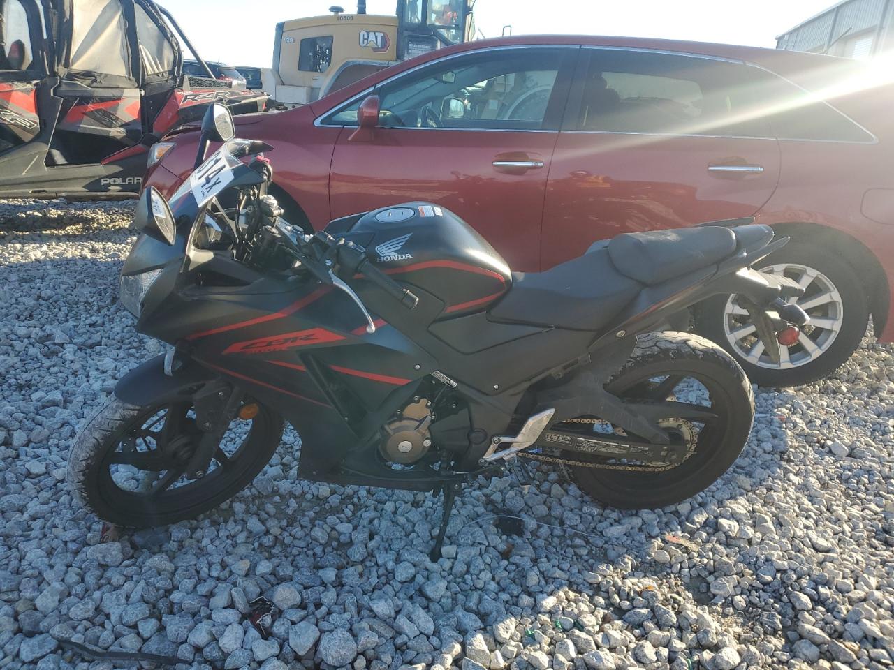 Lot #2970066535 2019 HONDA CBR300 R