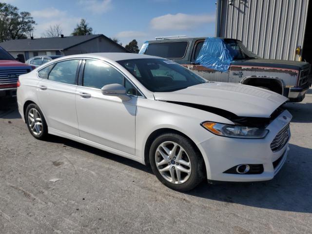 VIN 1FA6P0HD1E5366384 2014 Ford Fusion, SE no.4