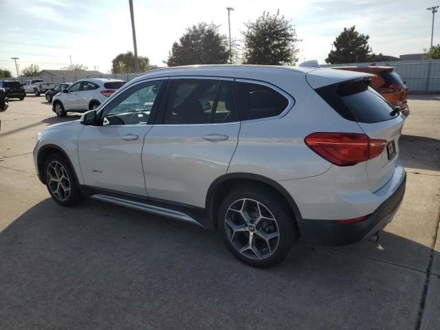 VIN WBXHT3C36H5F73930 2017 BMW X1 no.2