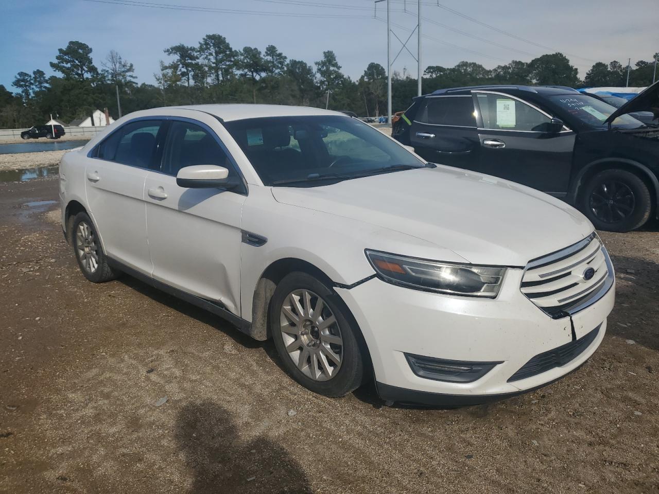 Lot #3006641449 2014 FORD TAURUS SEL