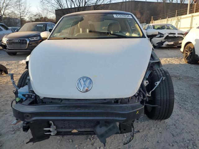 2019 VOLKSWAGEN BEETLE SE - 3VWJD7AT2KM720701