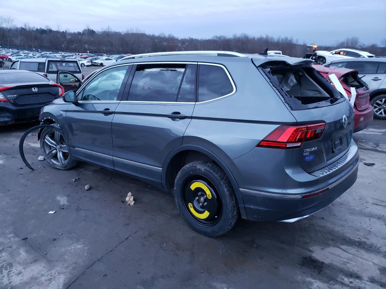 Lot #3040813764 2020 VOLKSWAGEN TIGUAN SE