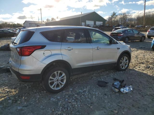 2019 FORD ESCAPE SE - 1FMCU9GD6KUB41256