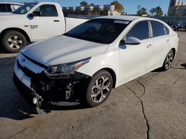 VIN 3KPF24AD6KE136852 2019 KIA FORTE no.1