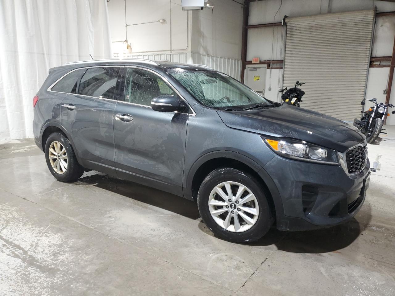 Lot #2988940557 2020 KIA SORENTO L