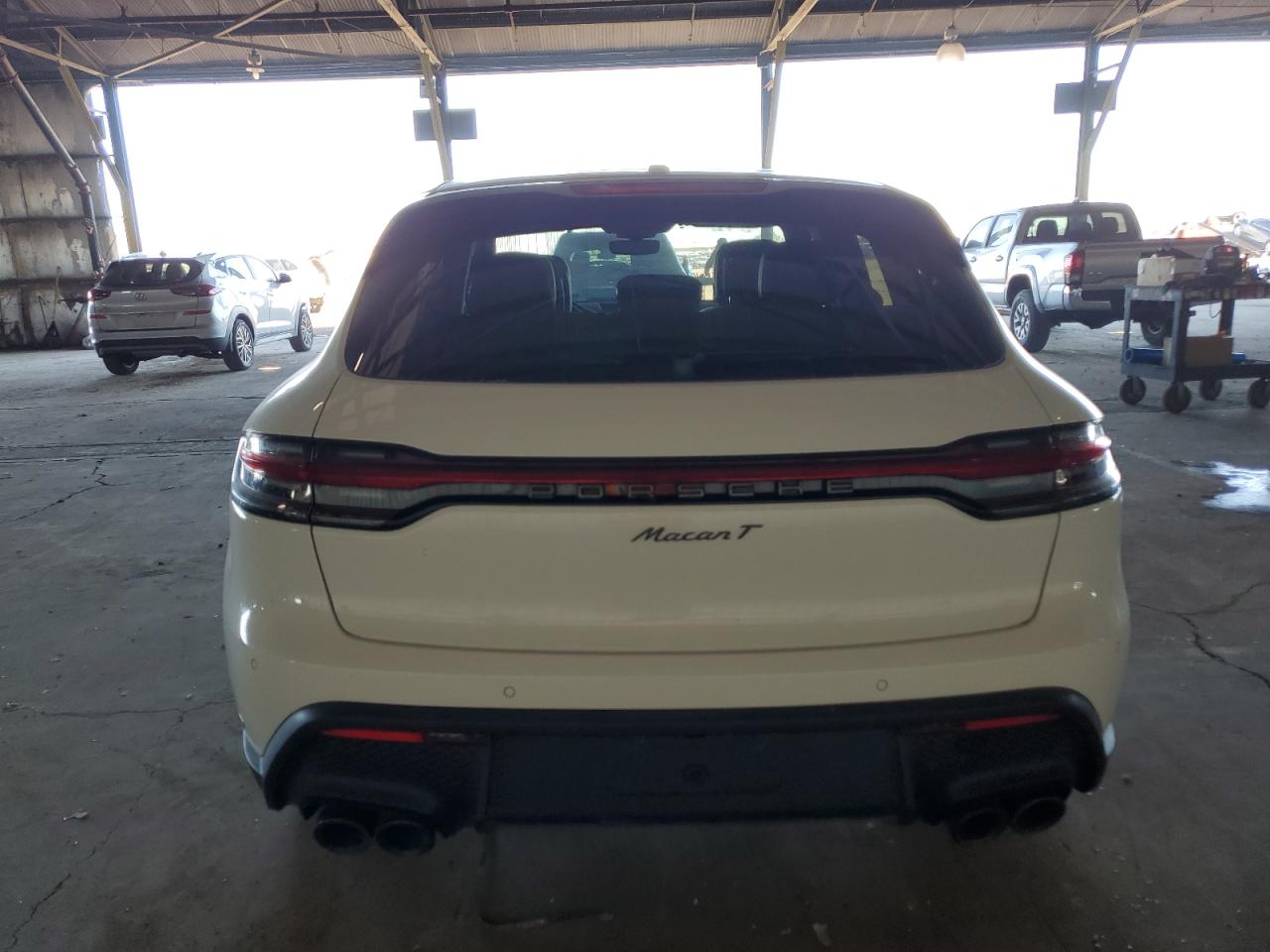 Lot #2962503783 2023 PORSCHE MACAN BASE