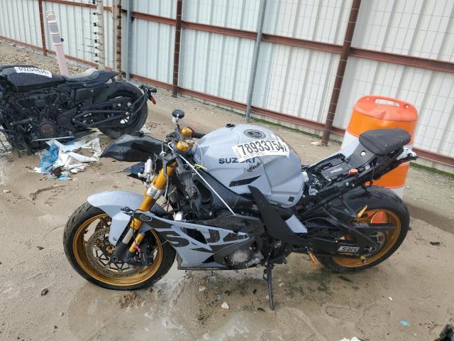 SUZUKI GSX-R1000 2022 gray  gas JS1DM11H3N7100019 photo #4