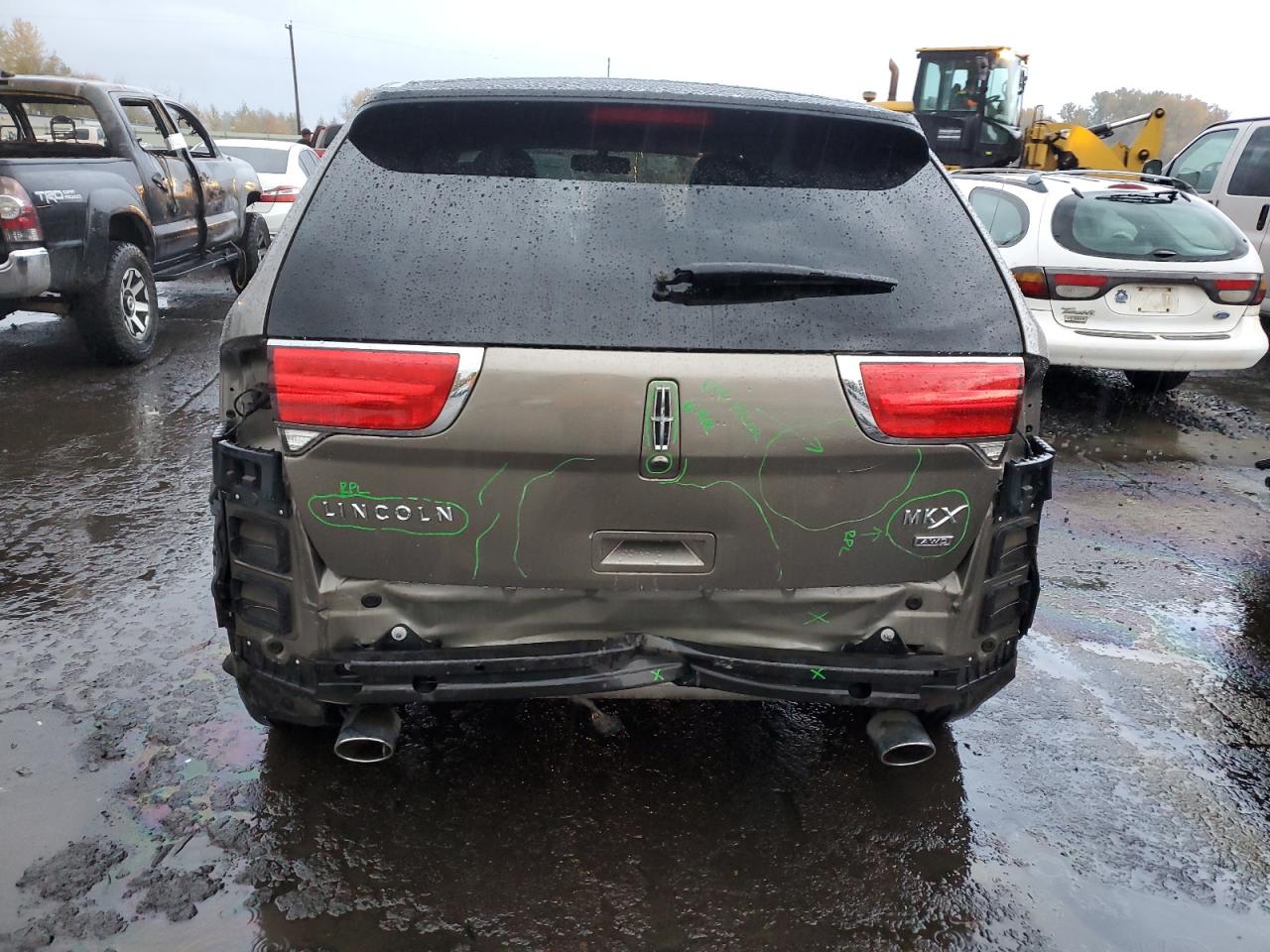 Lot #3004300727 2012 LINCOLN MKX