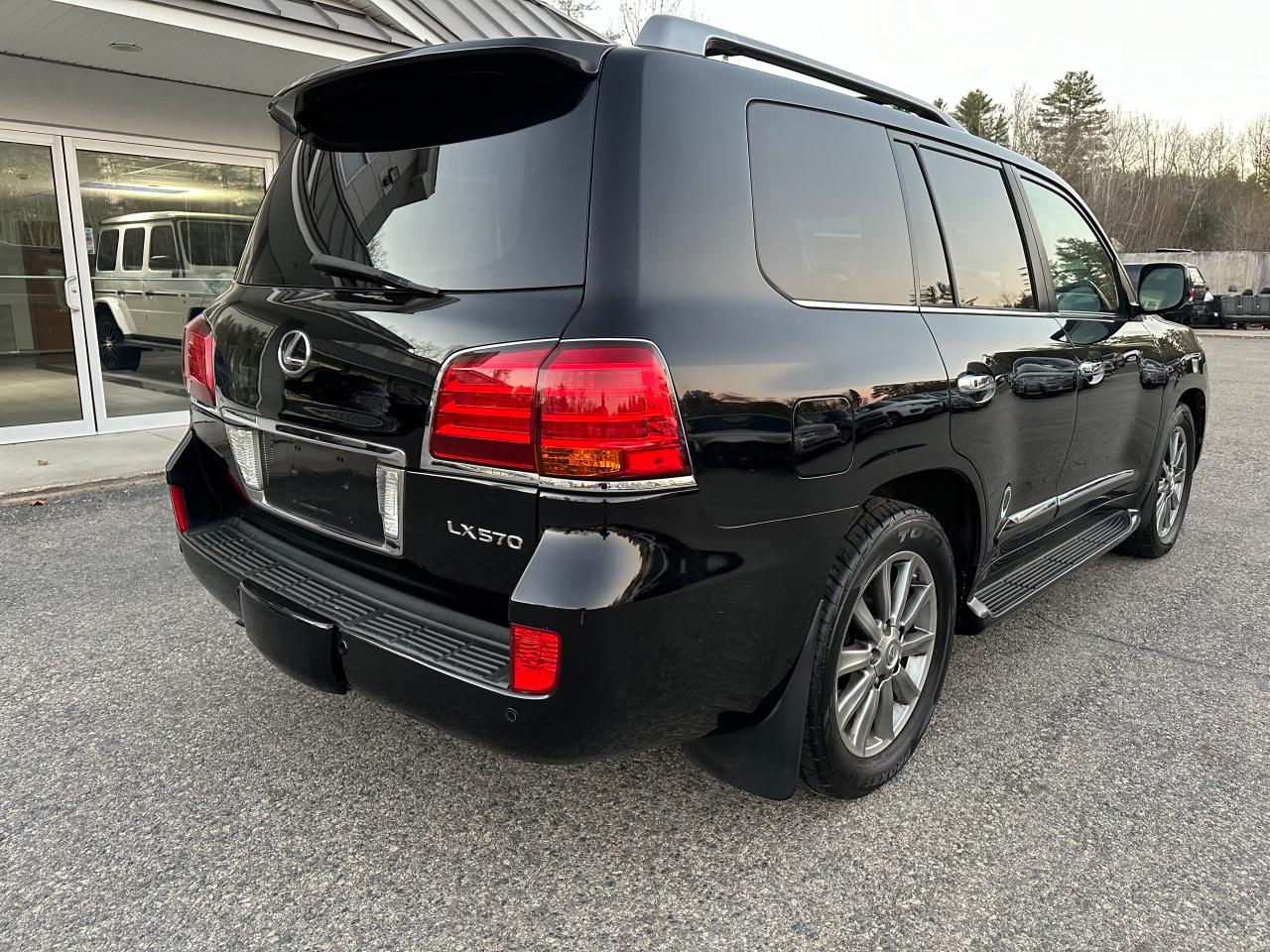 Lot #2993909365 2011 LEXUS LX 570