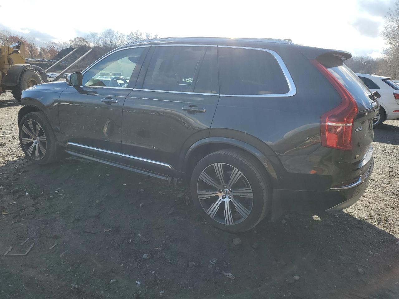 Lot #2988930607 2022 VOLVO XC90 T6 IN