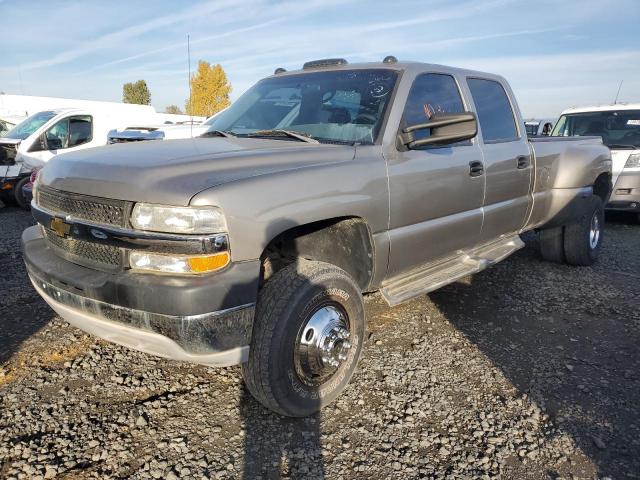 CHEVROLET SILVERADO 2002 gray  Diesel 1GCJK33122F119530 photo #1