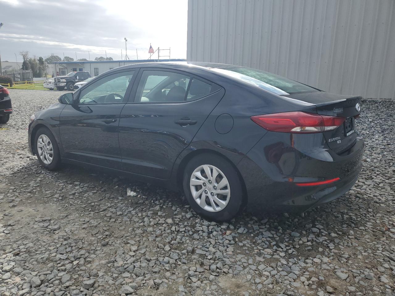 Lot #3024220823 2018 HYUNDAI ELANTRA SE