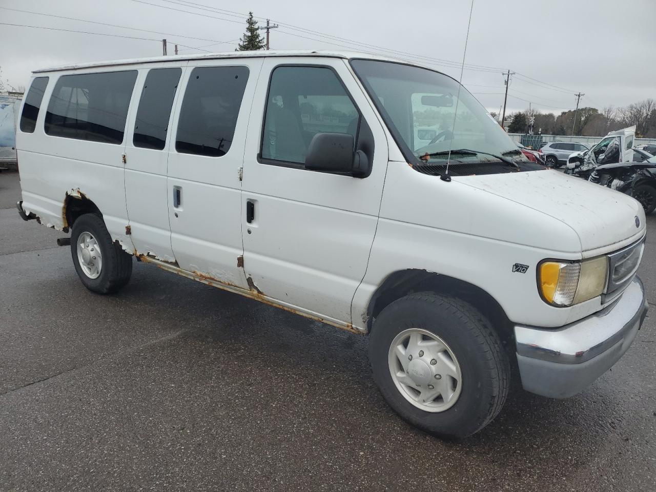 Lot #2952660178 1998 FORD ECONOLINE