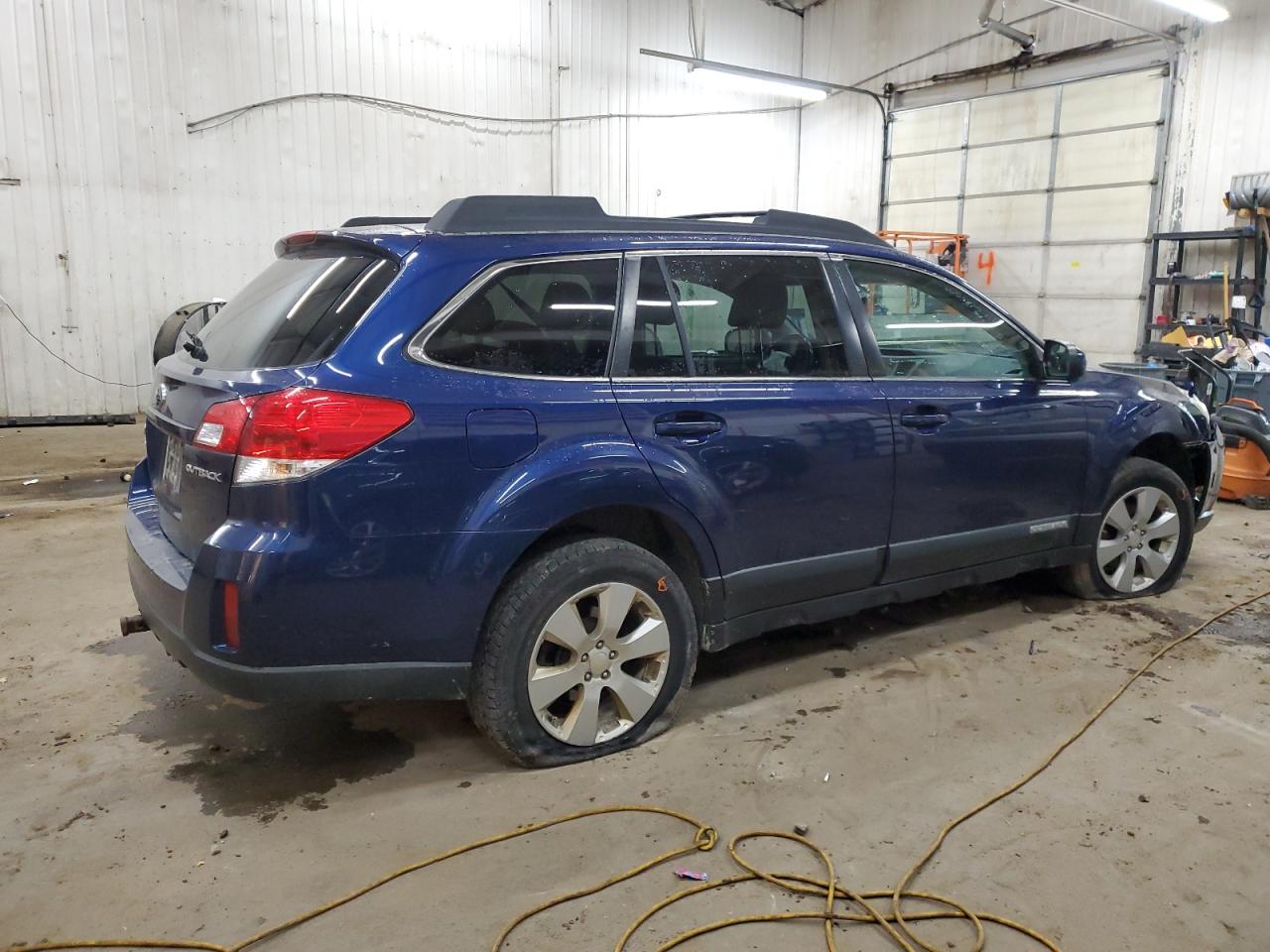 Lot #3026000976 2011 SUBARU OUTBACK 2.