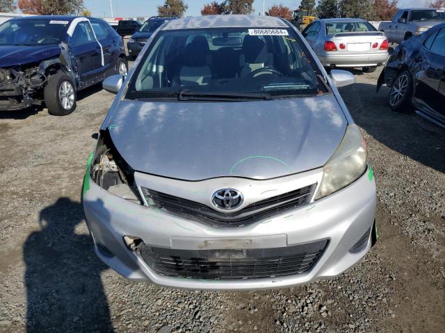 VIN JTDKTUD32DD551380 2013 Toyota Yaris no.5