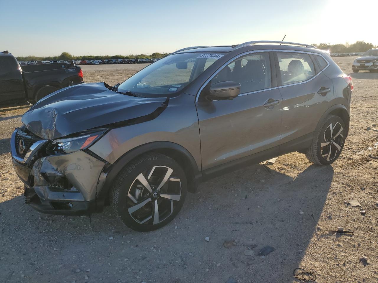  Salvage Nissan Rogue