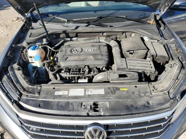 2017 VOLKSWAGEN PASSAT R-L - 1VWDT7A34HC043015