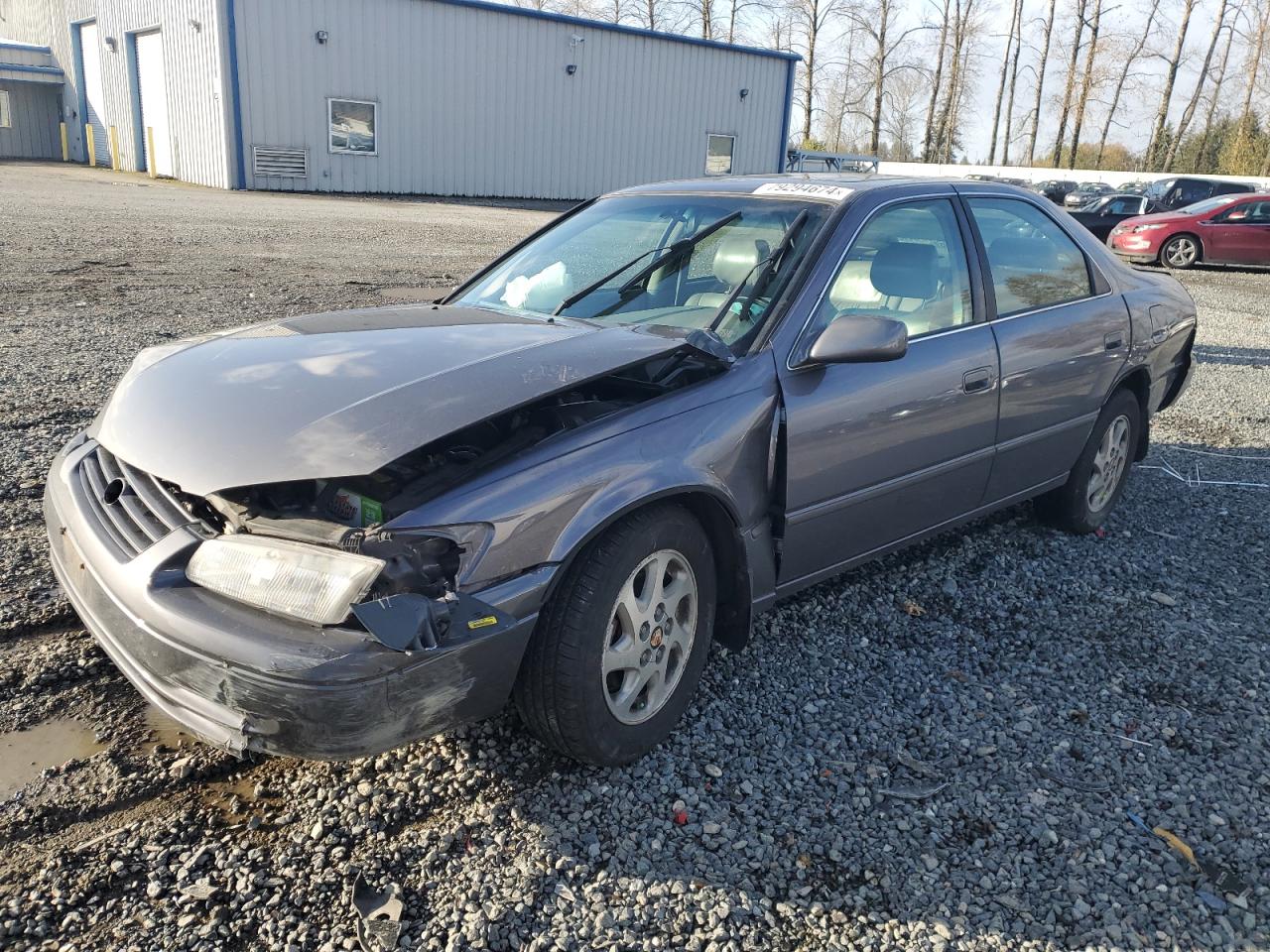 Lot #2986514307 1998 TOYOTA CAMRY LE