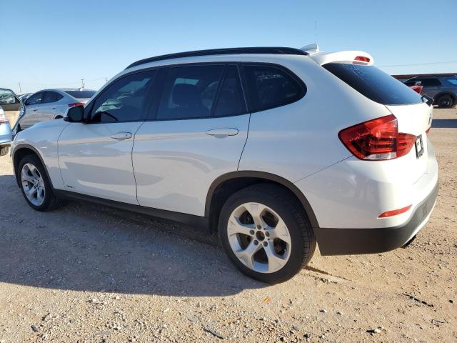 VIN WBAVM1C52FV498542 2015 BMW X1 no.2