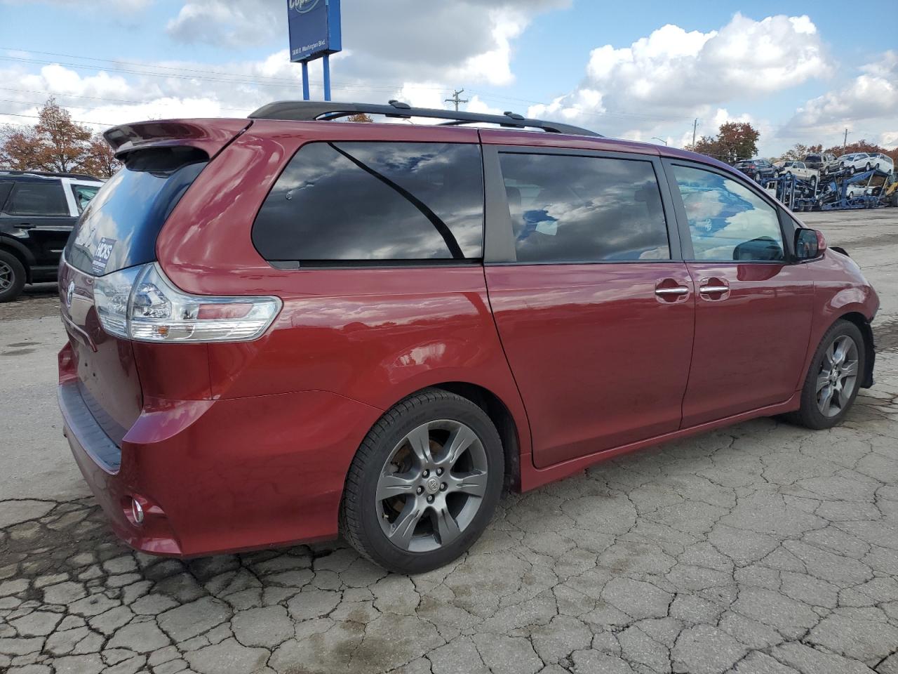 Lot #2962640768 2015 TOYOTA SIENNA SPO