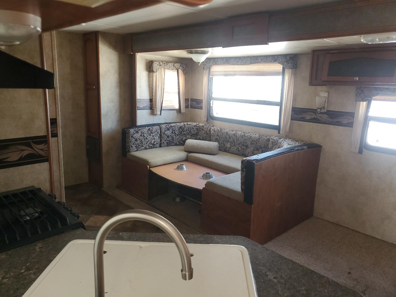 Lot #2994307121 2013 KEYSTONE PASSPORT