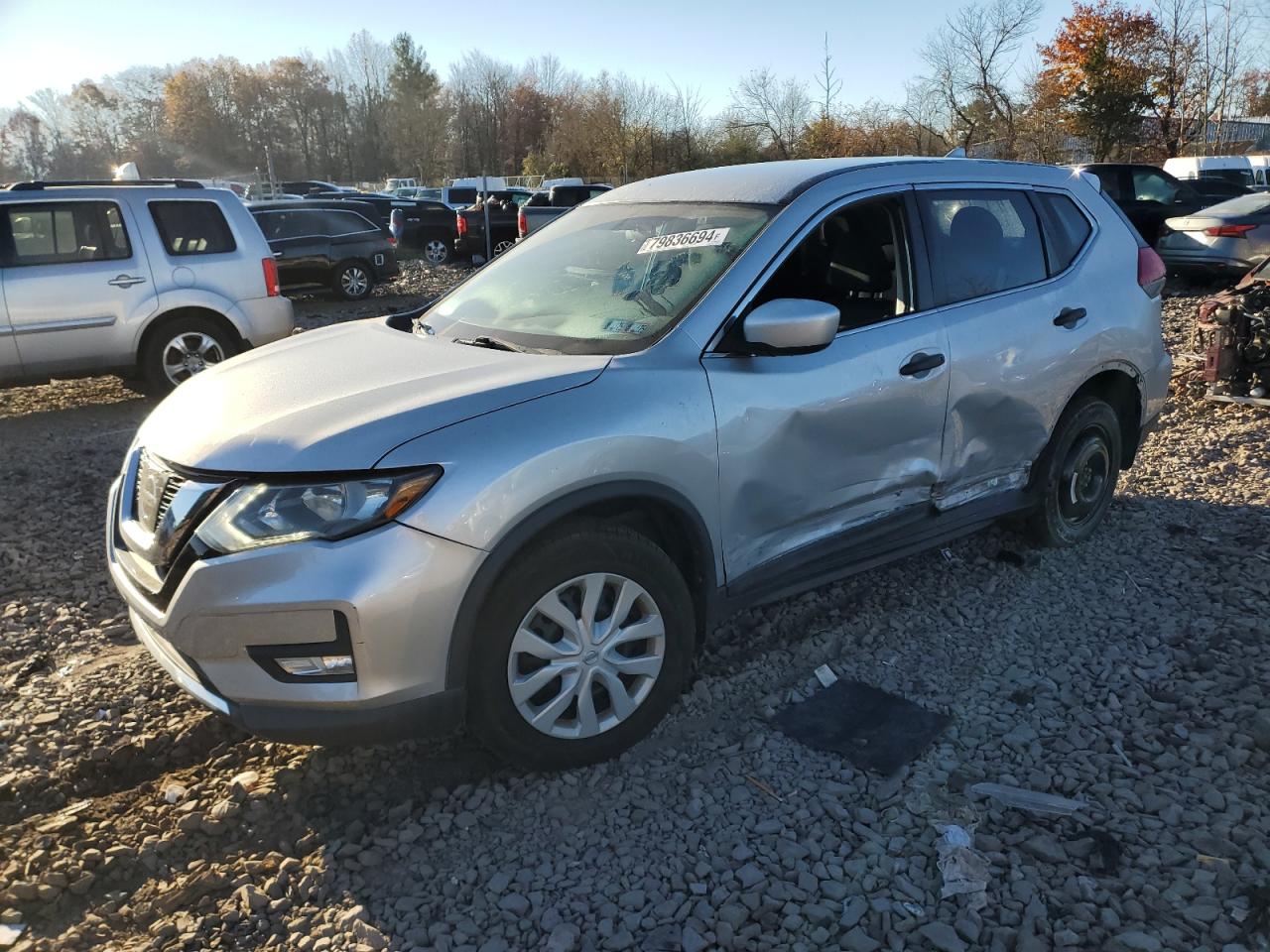 Lot #2979446774 2017 NISSAN ROGUE SV