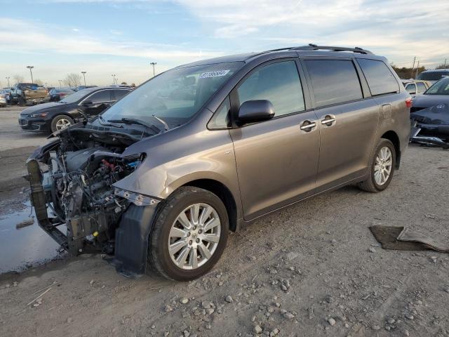 2017 TOYOTA SIENNA XLE #3008911541